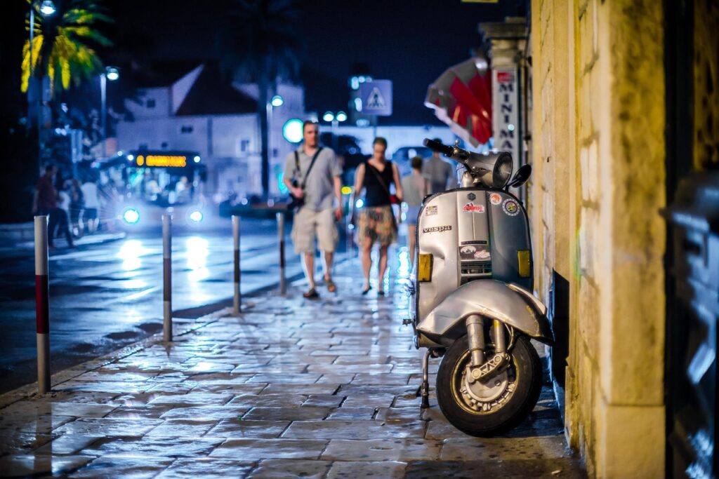 Dubrovnik surlarından Adriyatik Denizi manzarası