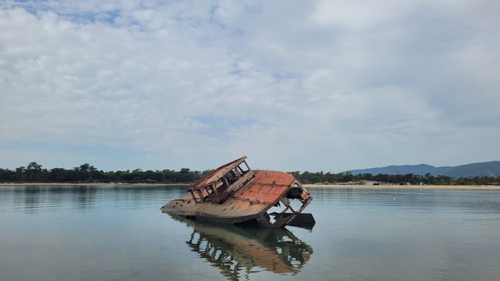 Kekova bölgesinde tekne turu ve sakin koy