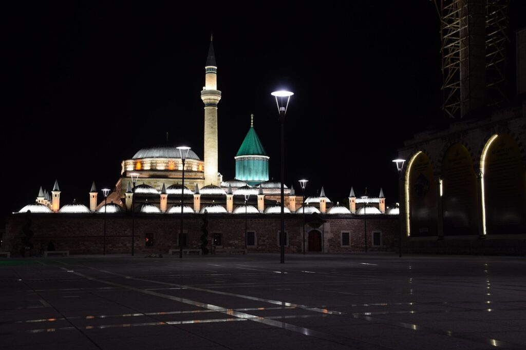 Konya'daki Mevlana Müzesi ve türbe yapısı