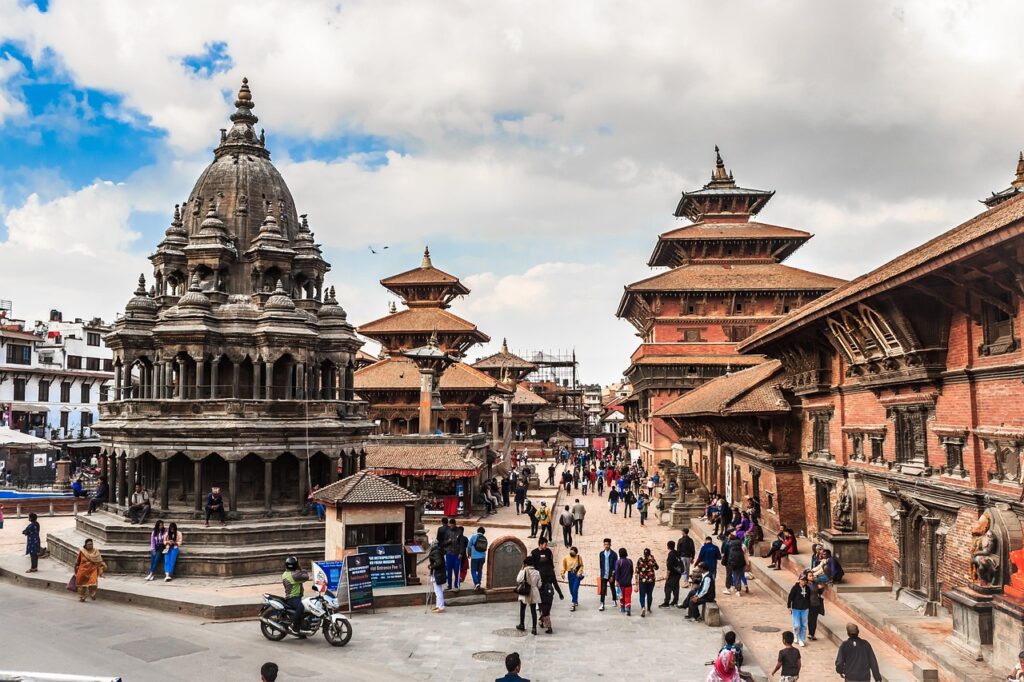 Katmandu Durbar Meydanı'ndaki tarihi tapınaklar