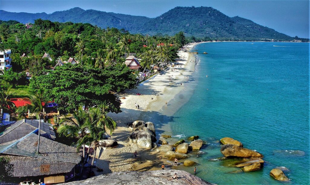 Koh Samui'de sakin Lamai koyunda tekneler