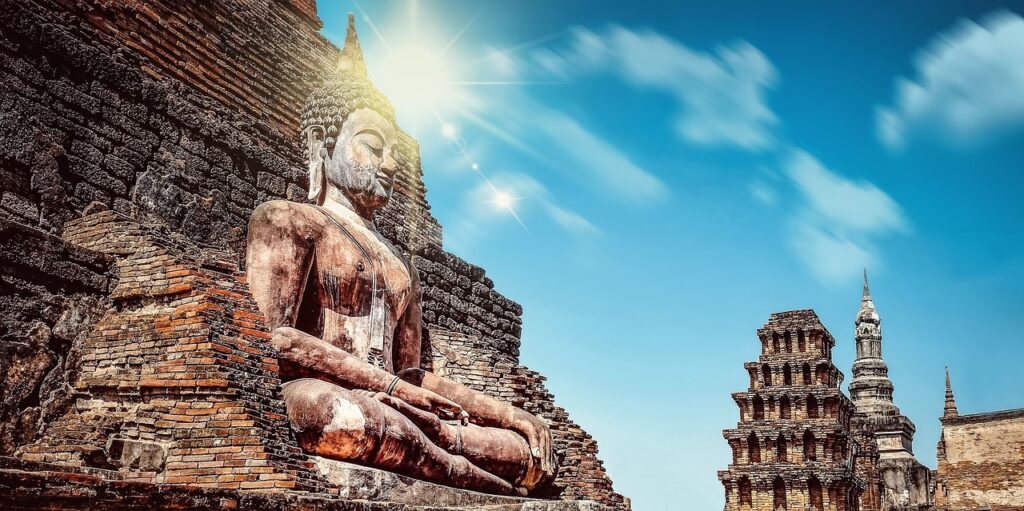 Ayutthaya tarihi alanında antik tapınak kalıntıları
