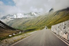 Türkiye gezi rotası planlamak için harita ve yol manzarası