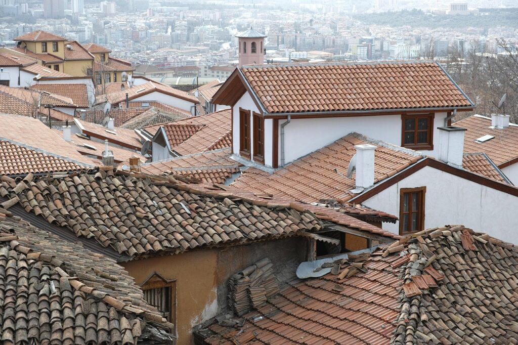 Ankara Ulus'ta tarihi sokak ve kent dokusu